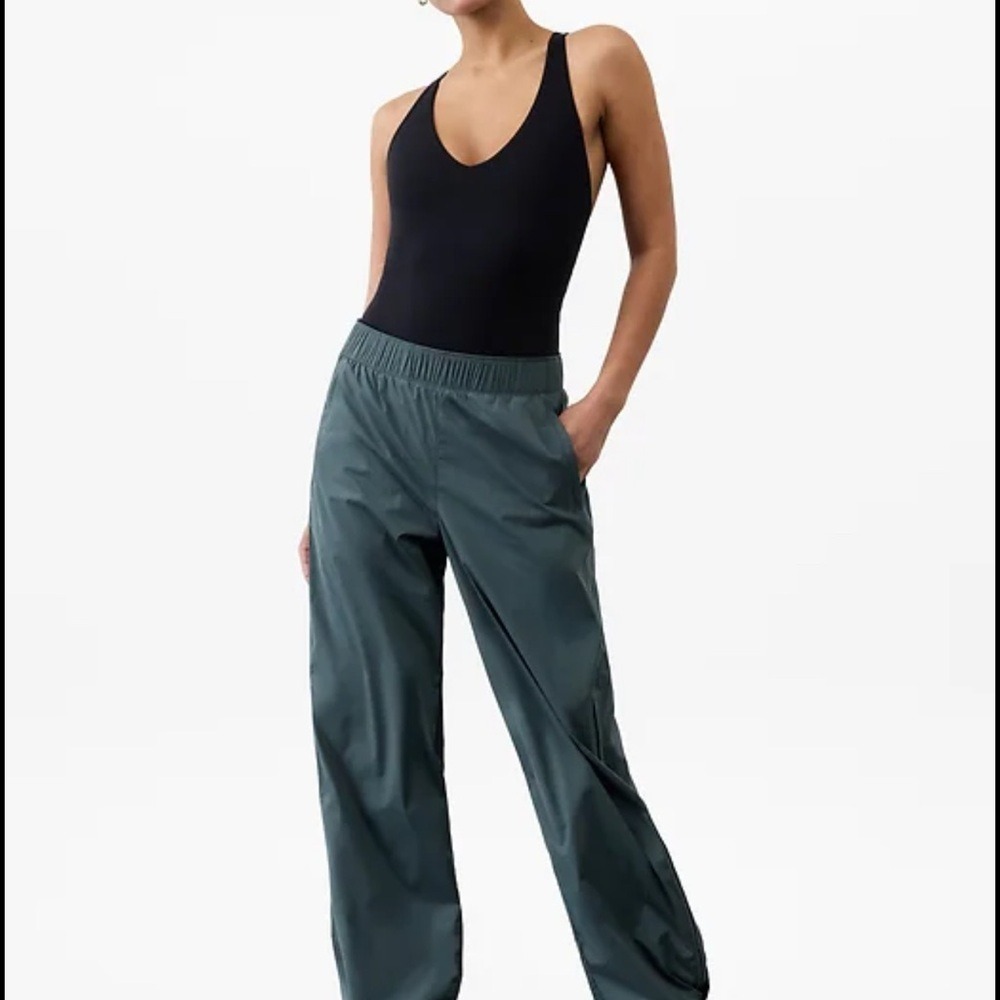 Athleta Womens Track Pants Green Elastic Waist Zip Pockets Bungee Hem Small